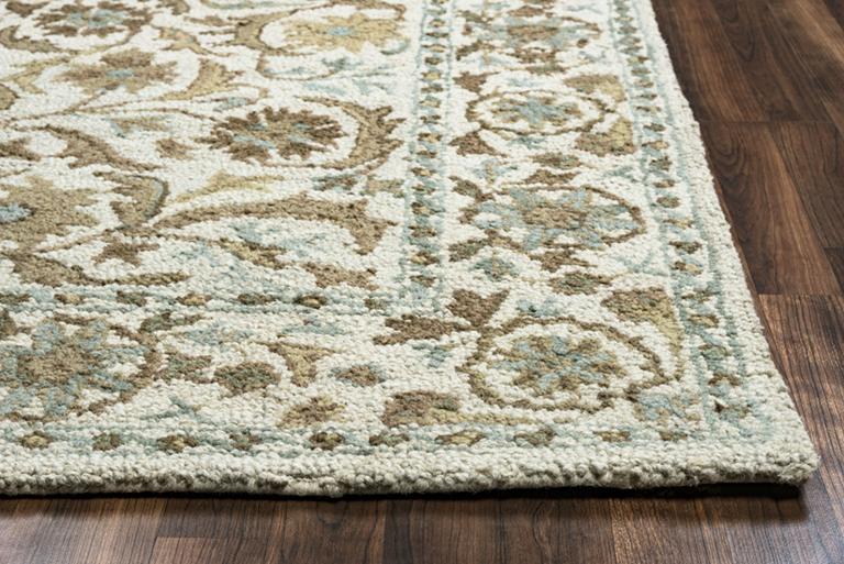 Ashlyn Collection - Traditional Blue 5' X 8'