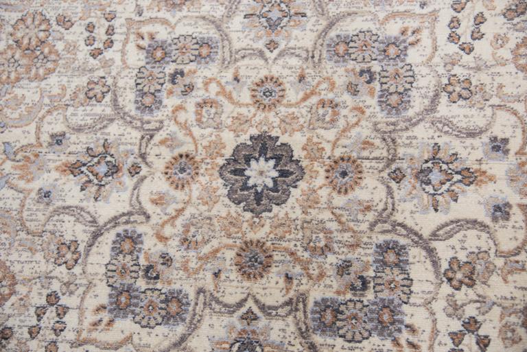 Gossamer Collection - Traditional Brown 2' Runner