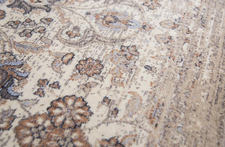 Gossamer Collection - Traditional Brown 2' Runner