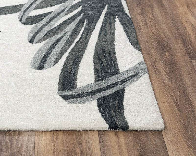 Miramar Collection -  Ivory & White 5' X 7'