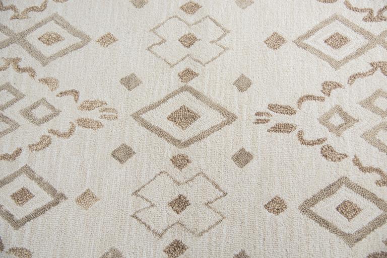 Opulent Collection - Transitional Ivory & White 8' X 10'