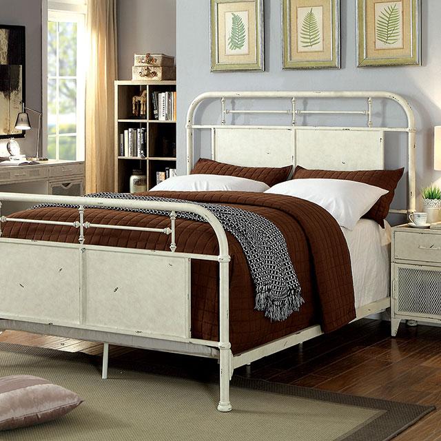 Haldus | California King Bed | Spindle Accents on H/B & F/B